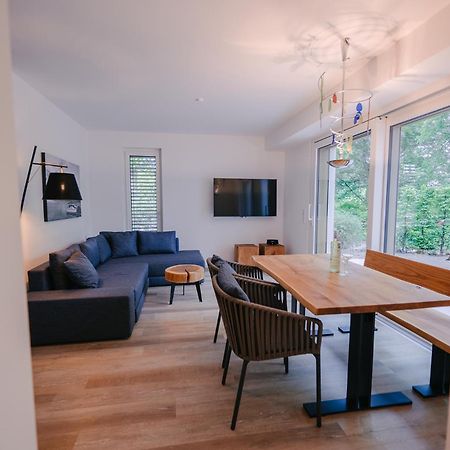 Ferienapartments Seepark Менезе Екстер'єр фото